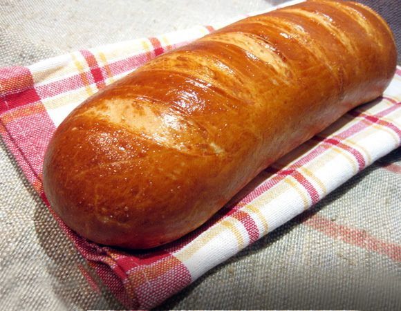 Батон молочный